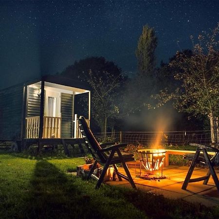 Pipowagen Elsebein Groningen Westerwolde Unieke Ligging Met Eigen Tuin En Vrij Uitzicht Over Veld Naar Natuurgebied Onstwedde Exterior foto